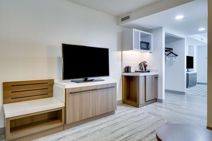 Room 46 of 97