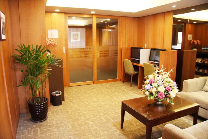 Business Center 65 of 69