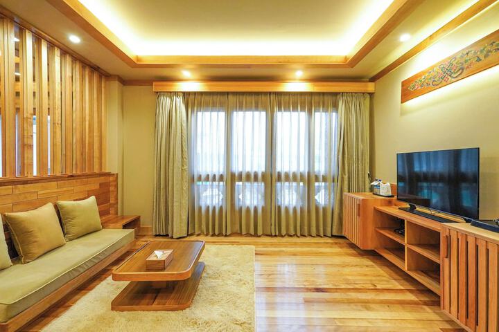 Room 9 of 23