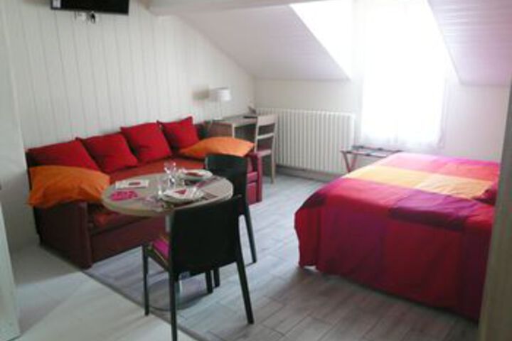 Room 5 of 5