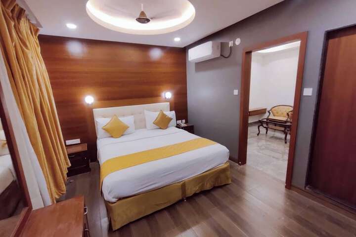 Room 5 of 21