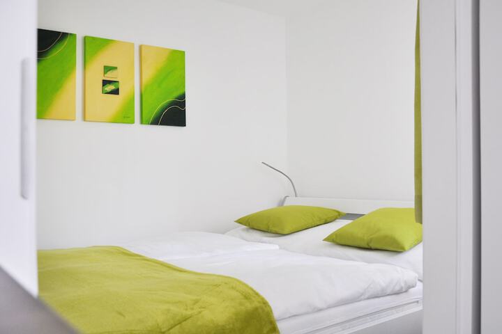 Room 4 of 21