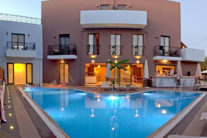 Pool 34 of 50