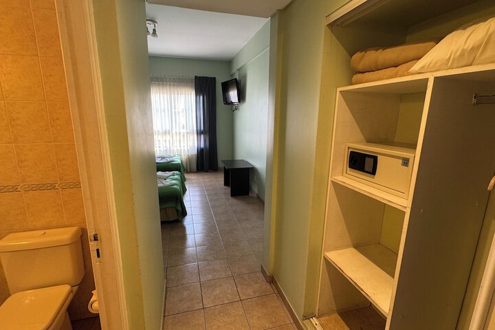 Room 89 of 138