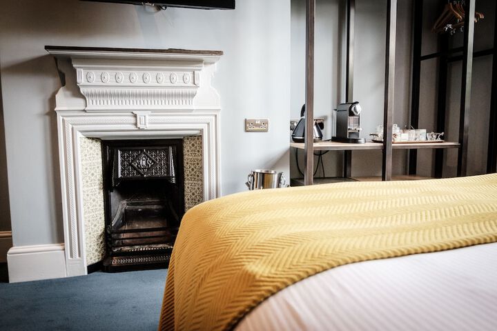 Room 21 of 171