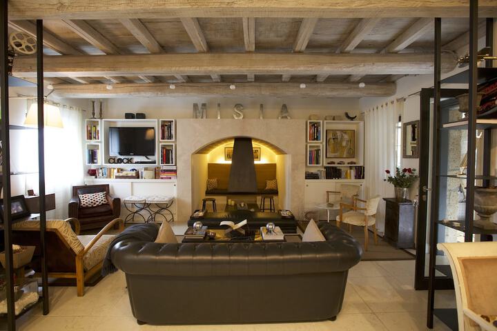 Hotel Interior 2 of 170