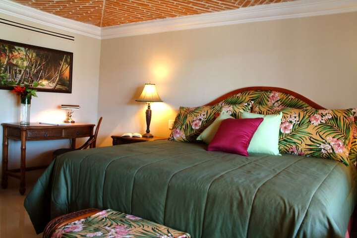 Room 3 of 31