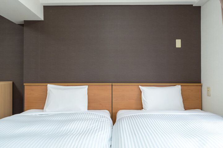 Room 15 of 53