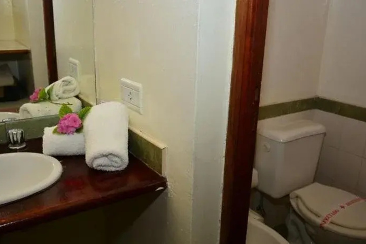 Room 8 of 24