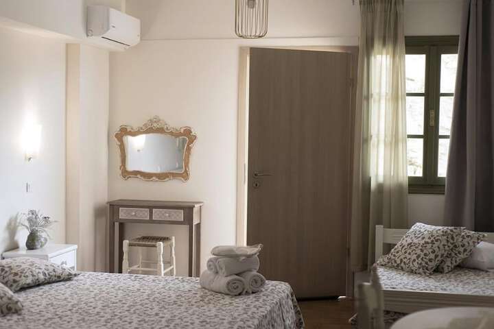 Room 21 of 64