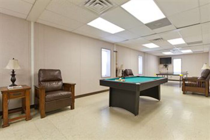 Room 27 of 45