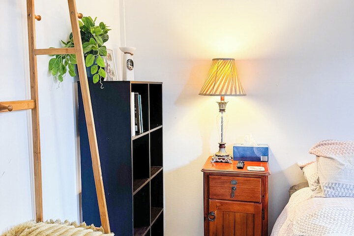 Room 5 of 28