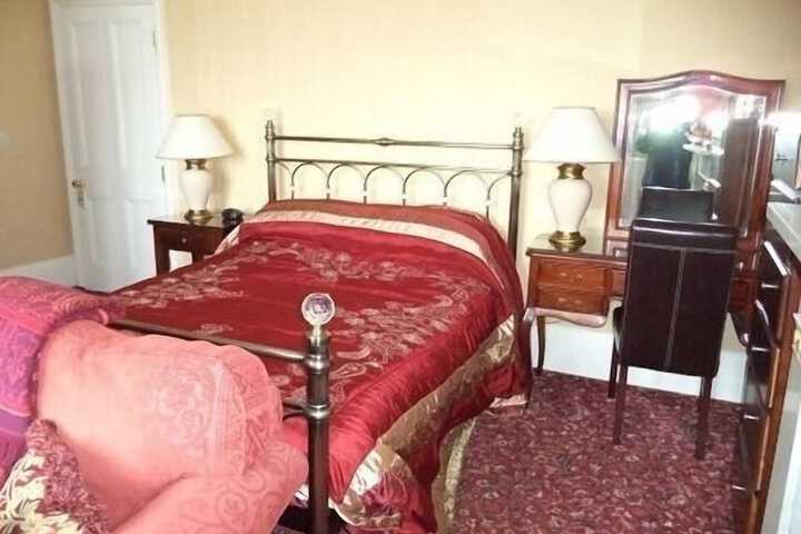 Room 7 of 56