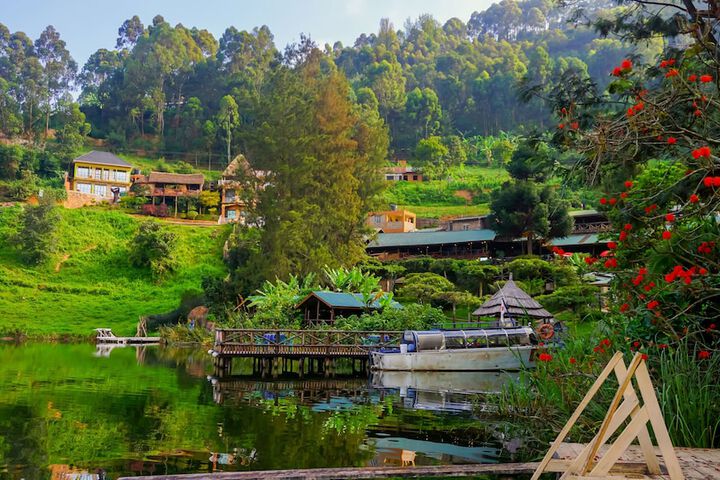Bunyonyi Overland Resort