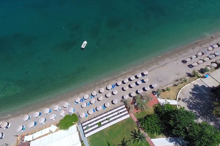 Beach 58 of 86