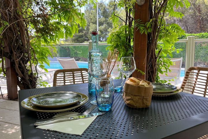 Dining 71 of 94