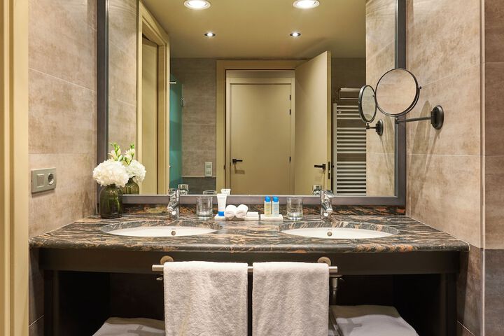 Room 36 of 88
