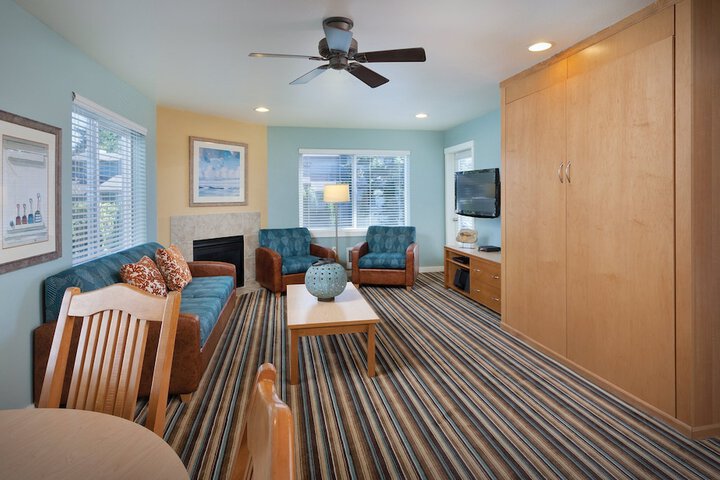 Room 6 of 23
