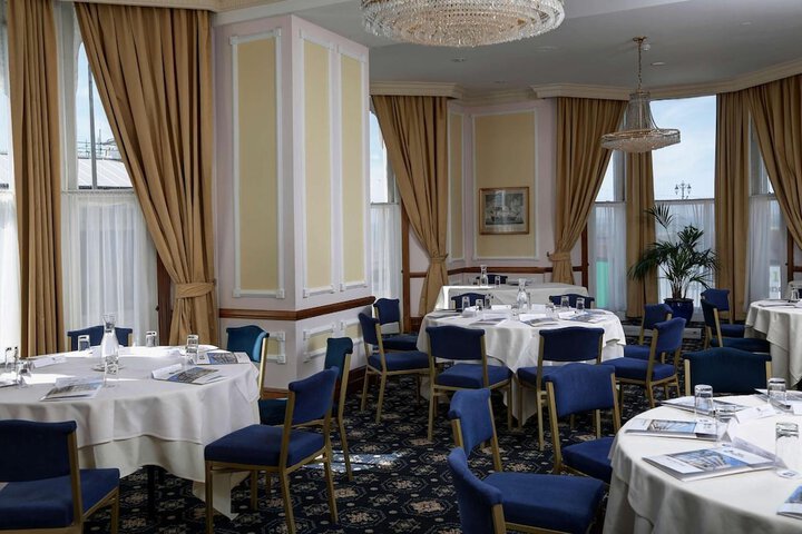 Dining Photos