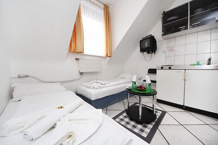 Room 9 of 52