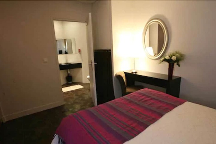 Room 21 of 62