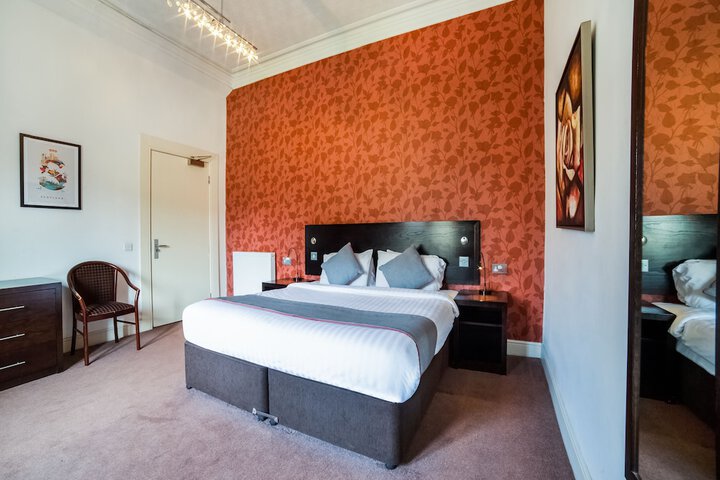 Room 28 of 55