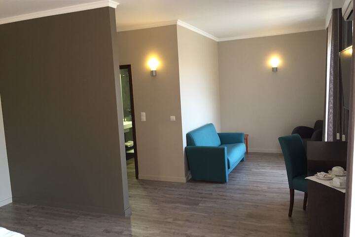 Room 22 of 51