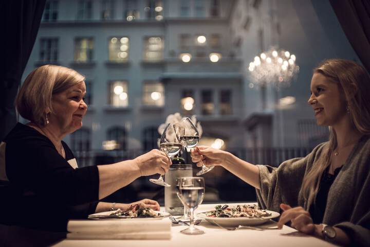 Dining 54 of 69