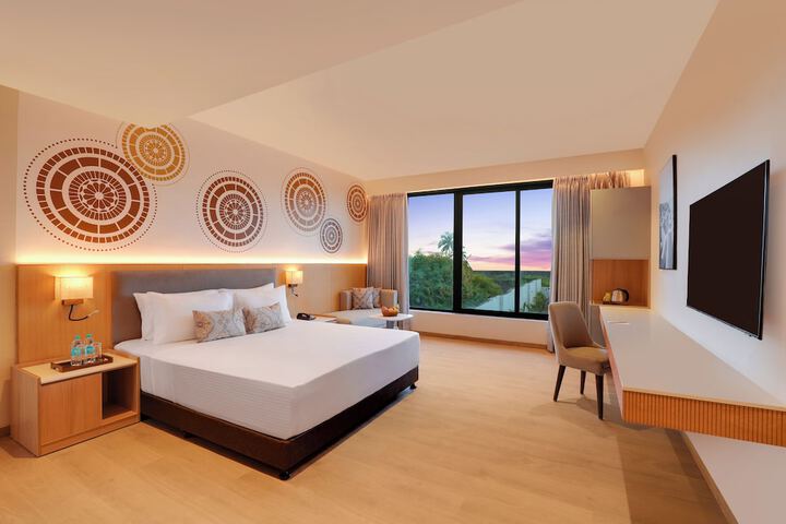 Room 35 of 68