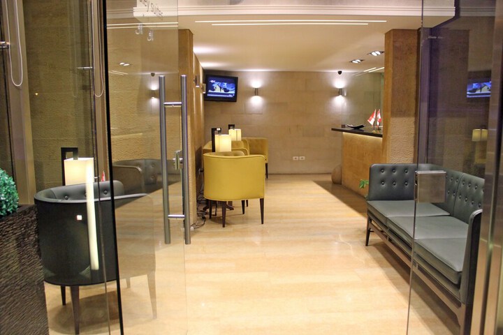 Hotel 65 of 82