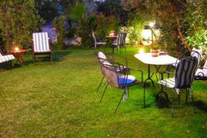 B & B Olive Garden