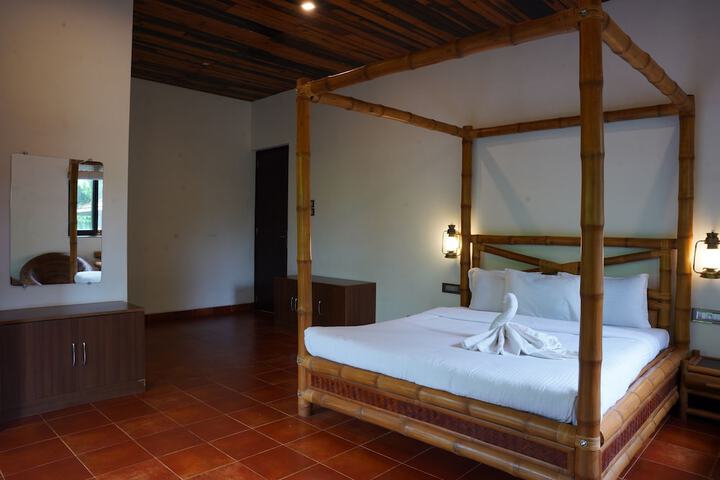 Room 29 of 69