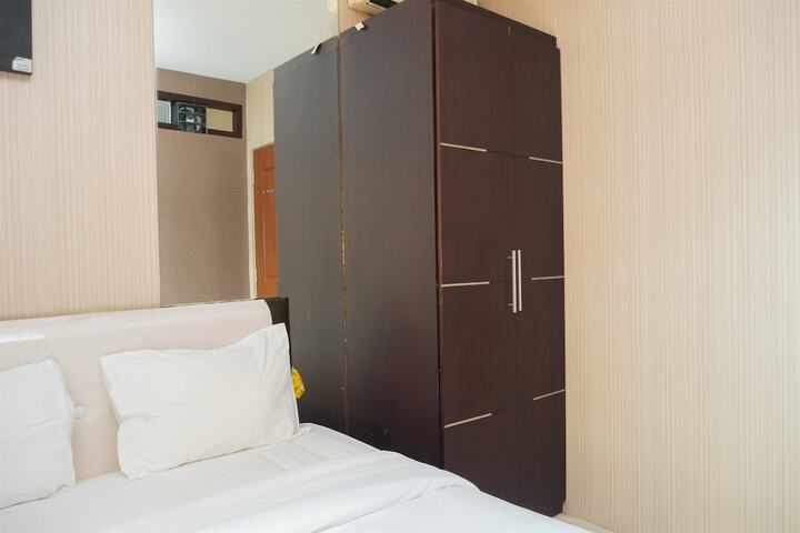 Room 4 of 80