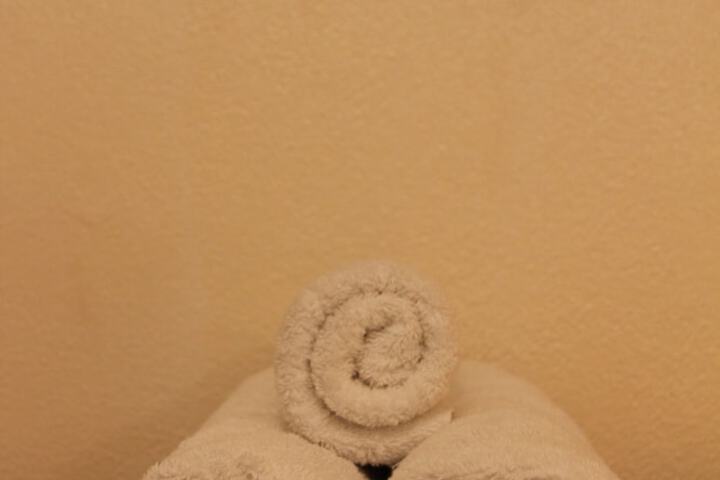 Room 4 of 35