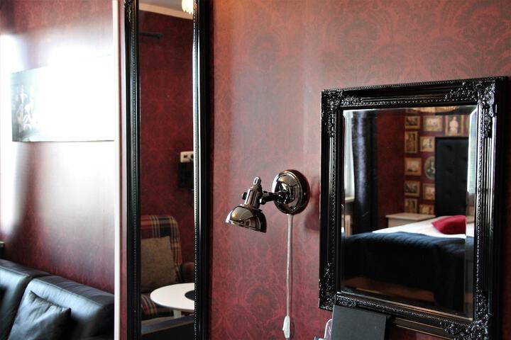 Room 3 of 55