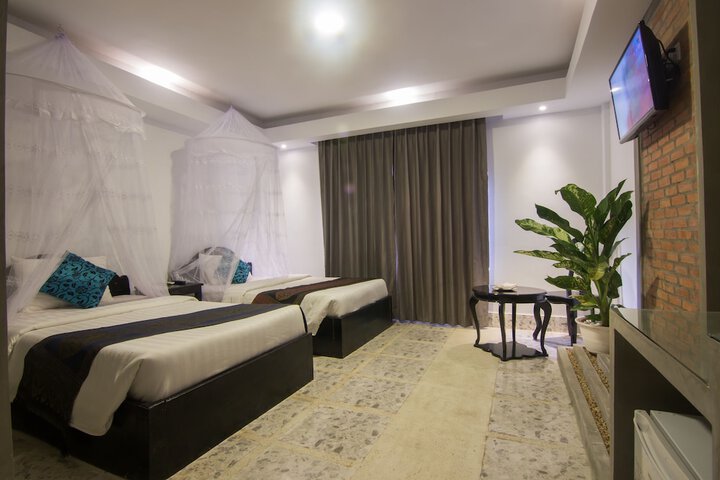Room 7 of 41
