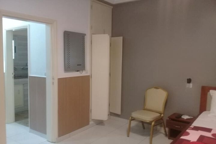 Room 7 of 7