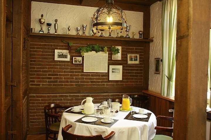 Breakfast/Coffee Service 8 of 18