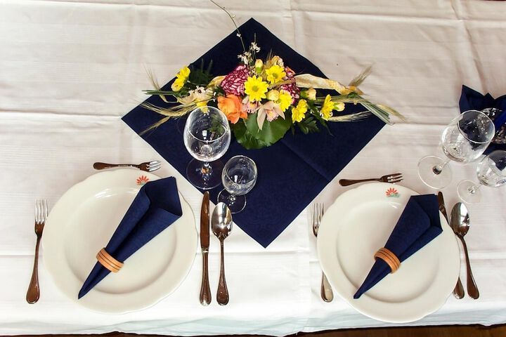 Dining 11 of 22
