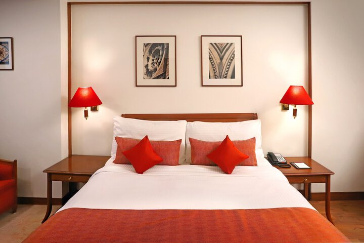 Room 10 of 70