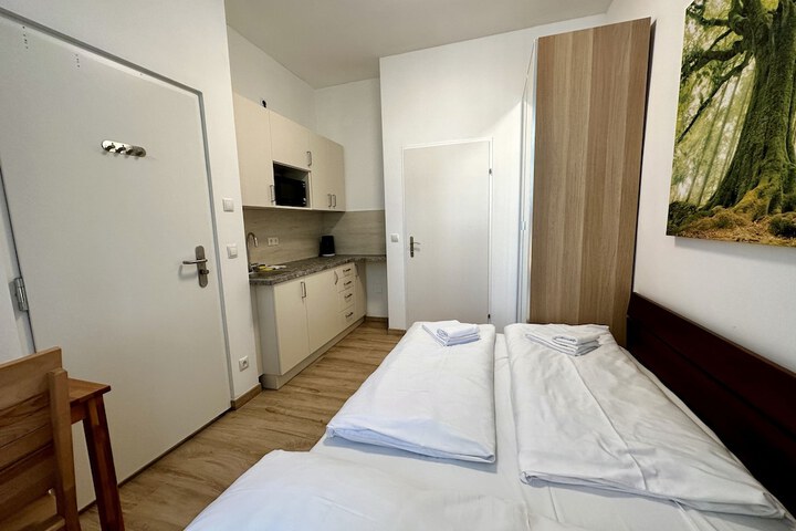 Room 14 of 71