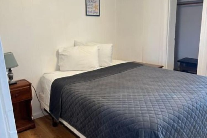 Room 13 of 134