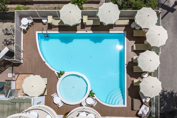 Hotel 68 of 71