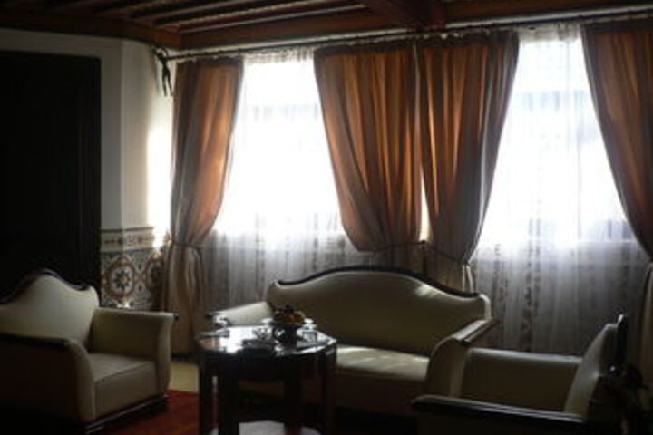 Room 36 of 62