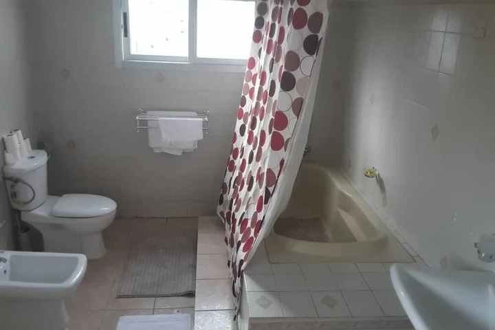 Room 8 of 15