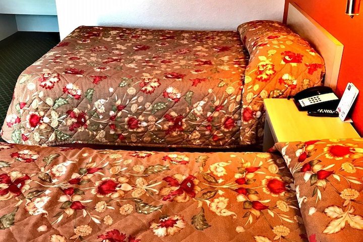 Standard Double Bed Accessible (1 of 5)