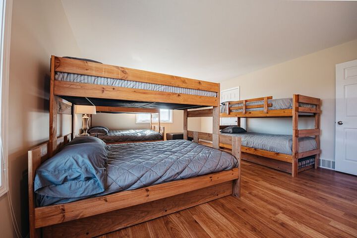 Room 120 of 188