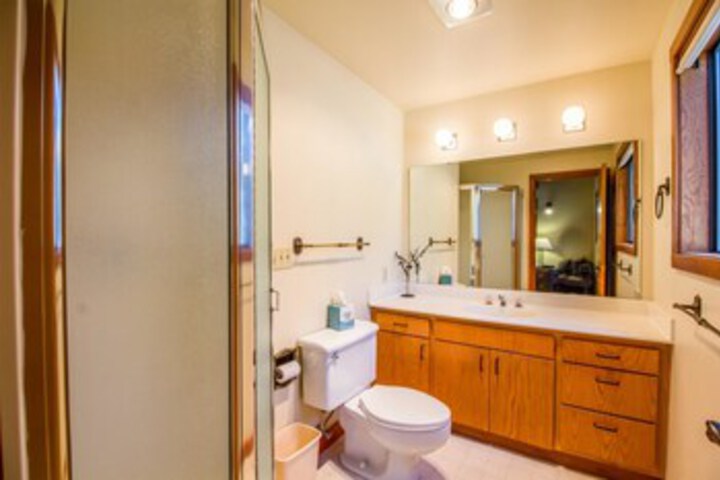 Room 4 of 54