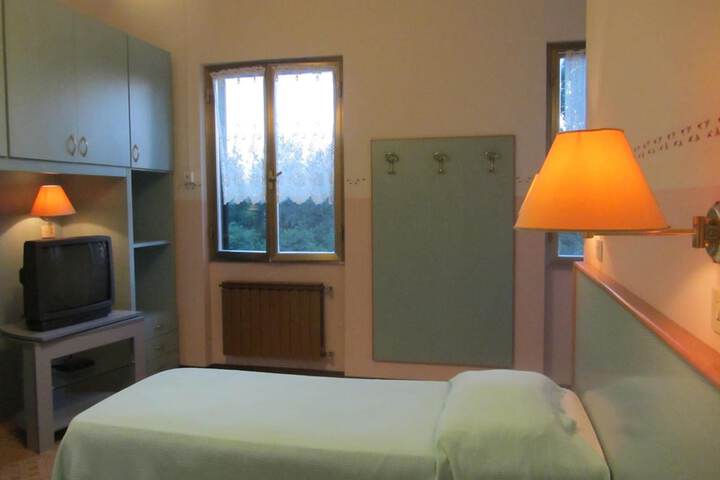 Room 14 of 47