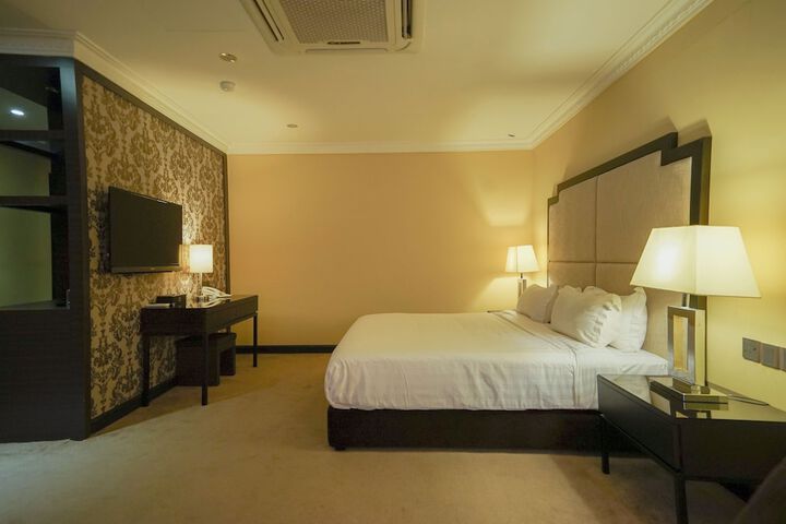 Room 28 of 75